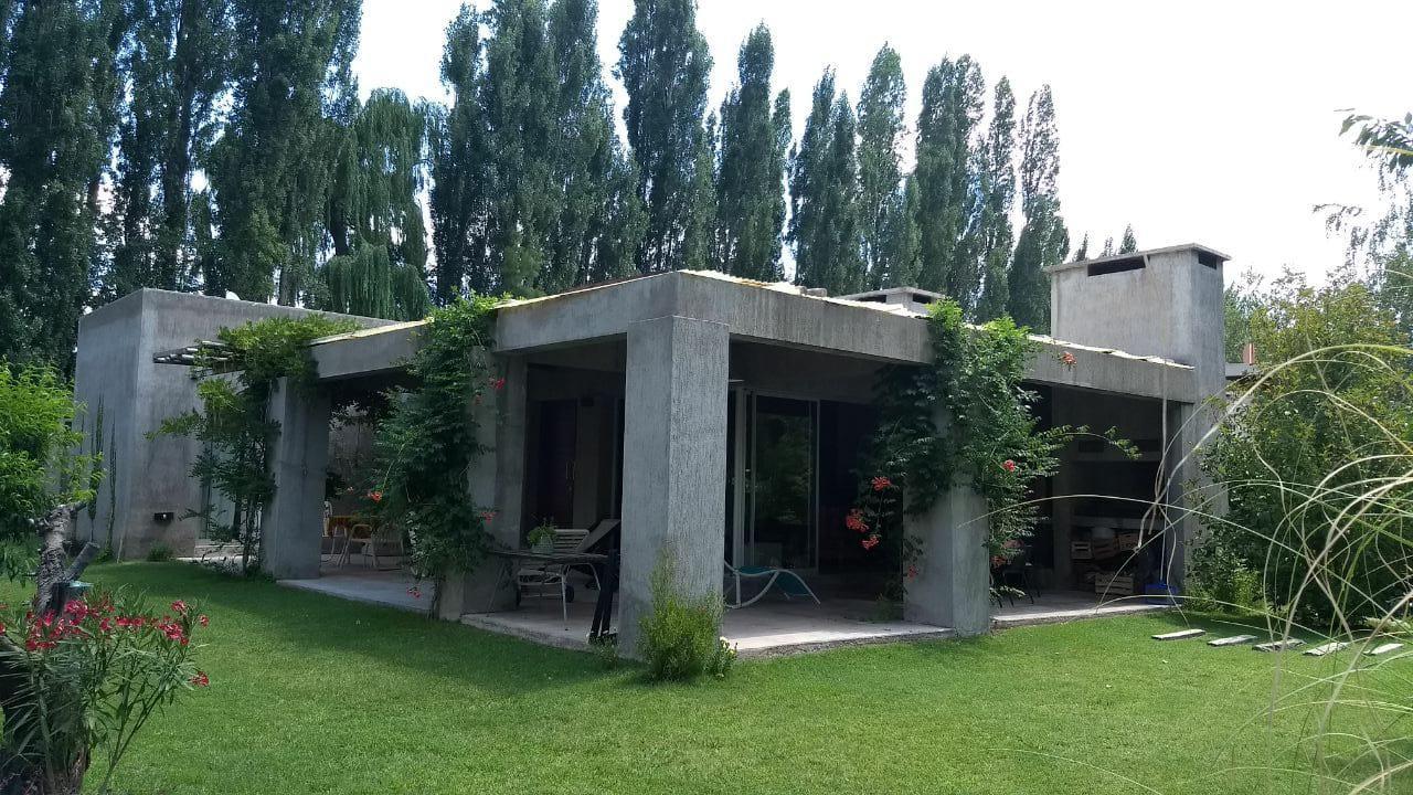 Casa Los Cerezos En 차크라스데코리아 외부 사진